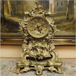 Medalowy zegar z Putto, brąz w stylu Ludwika XV / Rococo 1855r. (Zobacz film!)