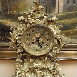 Medalowy zegar z Putto, brąz w stylu Ludwika XV / Rococo 1855r. (Zobacz film!)