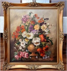 Pałacowa martwa natura z kwiatami - Louisa Medina (ur. 1911 Padwa) 