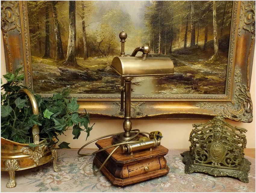 UNIKAT! MOSIĘŻNA LAMPA BANKIERKA Z REGULACJĄ WYSOKOŚCI I KALENDARZEM!