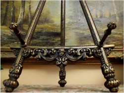 POLECAMY! SZTALUGA POD OBRAZ, FOTO LUB PORCELANĘ W STYLU EMPIRE Z BRĄZU 33CM