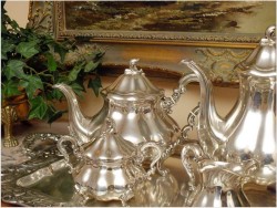 POLECAMY! DUŻA PAŁACOWA ZASTAWA POSREBRZANA - KAWA,HERBATA XIX.w