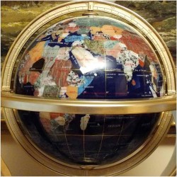 POLECAMY WIELKI GLOBUS, KAMIENIE PÓŁSZLACHETNE DO BIURA