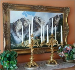 Pałacowy komplet świeczników - kandelabrów z Putto ( Mosiądz i marmur)