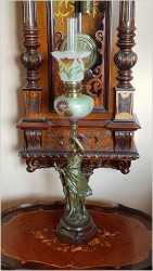 UWAGA PIĘKNOŚĆ! STARA FIGURALNA LAMPA NAFTOWA XIXw. (ORYGINALNE SZKŁA)