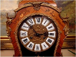 DUŻY ZEGAR Z INTARSJĄ W STYLU CHARLES BOULLE 58CM.