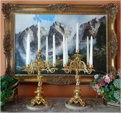 Pałacowy komplet świeczników - kandelabrów z Putto ( Mosiądz i marmur)