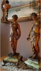 PARA FIGURALNYCH  LAMP NAFTOWYCH Z FRANCJI Z PODSTAWĄ ONYX XIXw. (wys: 94cm / waga: 25kg )