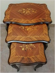 Trzy Stoliki Kawowo-Herbaciane z Intarsją Okuwane Brązem - Trojaki, Ludwik Filip XV.