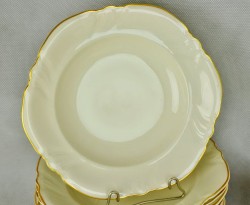 PIĘKNY ROSENTHAL 'VIKTORIA' SERWIS OBIADOWY 12 OSÓB. ECRU/ZŁOTO 1938 ROK. (45 ELEMENTÓW)