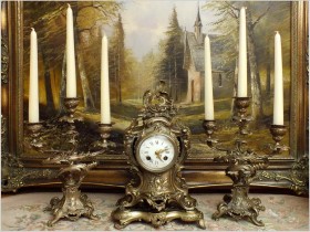 WYJĄTKOWY KOMPLET MOSIĘŻNY, ZEGAR ZE ŚWIECZNIKAMI  - ROCOCO 1878 ROK