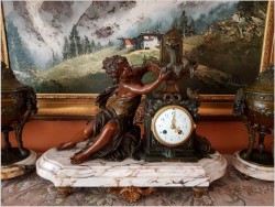 Polecamy! Duży medalowy zegar figuralny z wazami "La Fontaine aux Mesanges" ( par F. Moreau) XIXw.