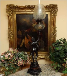SYGNOWANA LAMPA NAFTOWA Z FIGURĄ ORFEUSZA - Par Bruchon (XIXw.)