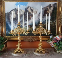 Pałacowy komplet świeczników - kandelabrów z Putto ( Mosiądz i marmur)