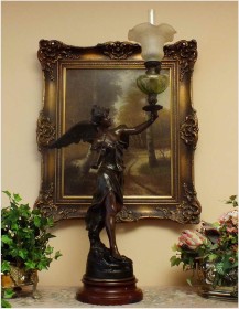 FIGURALNA LAMPA NAFTOWA  - RECOMPENSE sygn. RUCHOT (XIXw.)