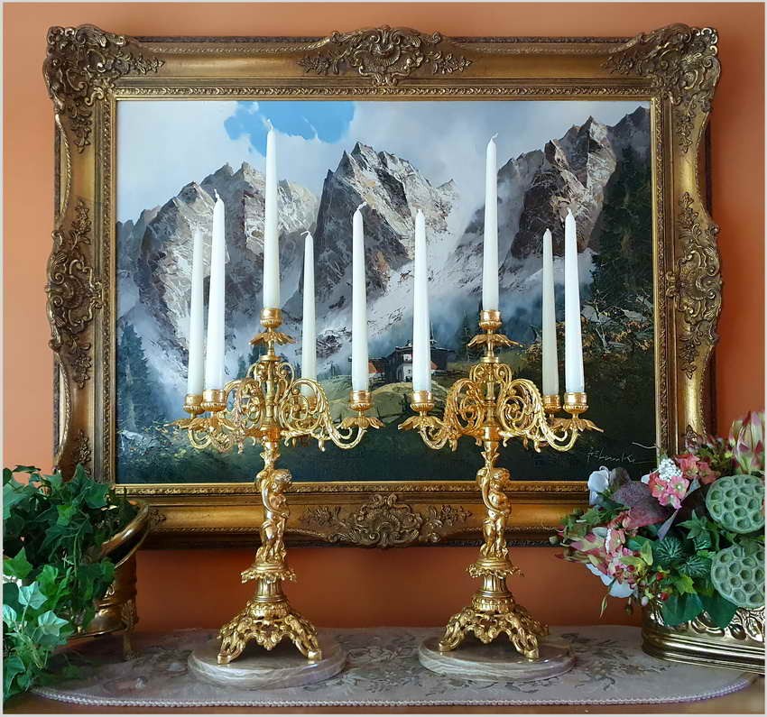 Pałacowy komplet świeczników - kandelabrów z Putto ( Mosiądz i marmur)