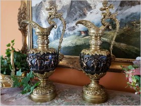 Piękny Komplet z Brązu, Dużych Pałacowych Amfor z Putto (20kg)