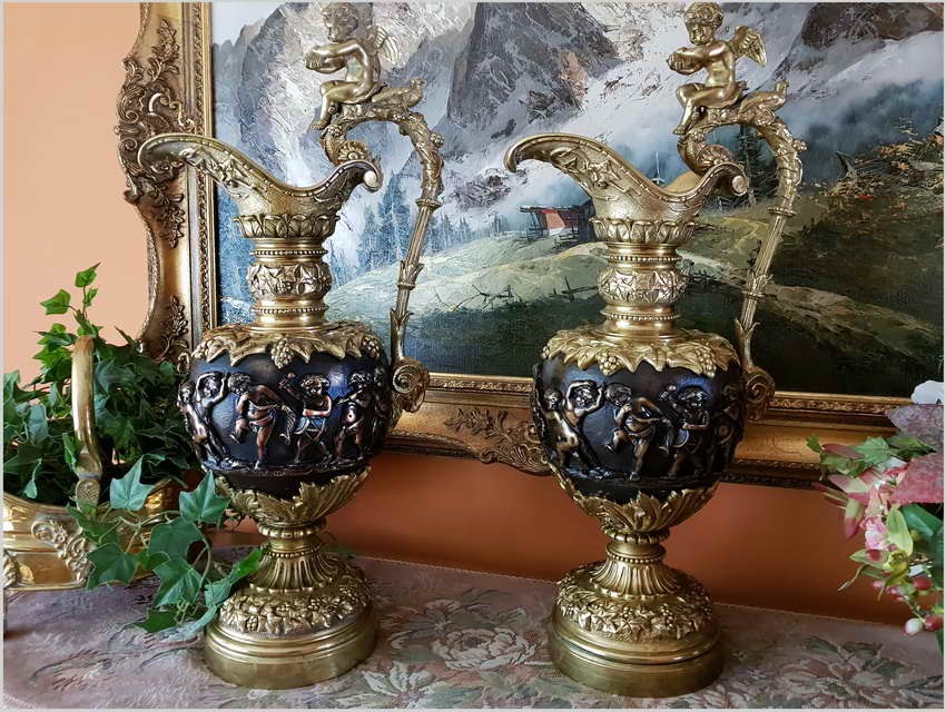 Piękny Komplet z Brązu, Dużych Pałacowych Amfor z Putto (20kg)