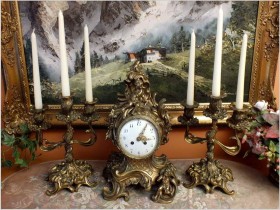 Zjawiskowy medalowy zegar  ze świecznikami i Putto  - Datowany 1889r.