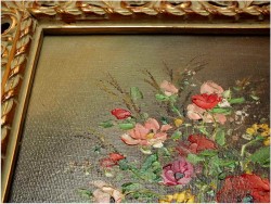 PIĘKNY BUKIET KWIATÓW W AŻUROWEJ RAMIE - sygn. Renier (XXw.)