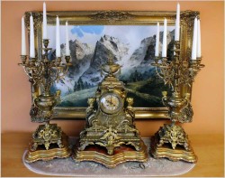 Pałacowy Zegar Medalowy z Kandelabrami, Styl Ludwika XVI - Brąz XIXw. (Wys: 79 cm)