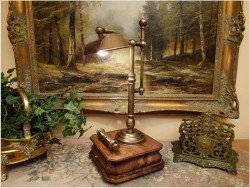 UNIKAT! MOSIĘŻNA LAMPA BANKIERKA Z REGULACJĄ WYSOKOŚCI I KALENDARZEM!