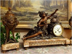 POLECAMY! FRANCUSKI ZEGAR KOMINKOWY Z WAZAMI ~  L&F MOREAU XIXw.